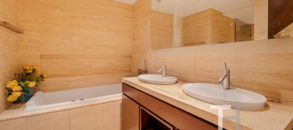 2 bedrooms Apartment in Burj Khalifa, UAE No. 28472 7