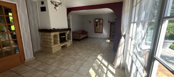 3 bedrooms House in Le Subdray, France No. 64251 10