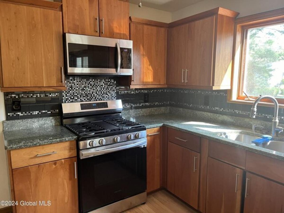 4 bedrooms House in Niskayuna, USA No. 407246