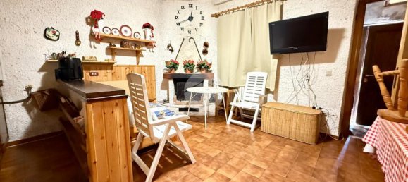 Квартира с 2 спальнями в Рокка ди Медзо, Италия № 257830 3