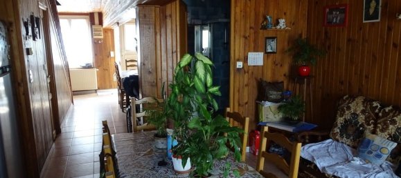 2 Schlafzimmer Haus in Rozoy-sur-Serre, France, Nr. 259601 2