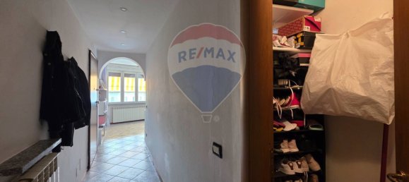 Apartamento de 2 dormitorios en Invorio, Italy No. 371324 12