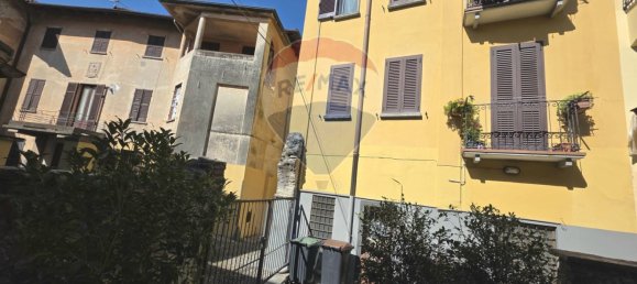 Apartamento de 2 dormitorios en Invorio, Italy No. 371324 19