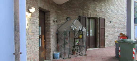 5-Zimmer Villa in Vigarano Mainarda, Italy, Nr. 140661 2
