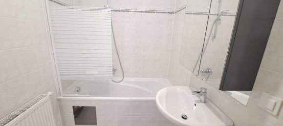 2-salle Appartement à Hernals, Austria No. 128229 2