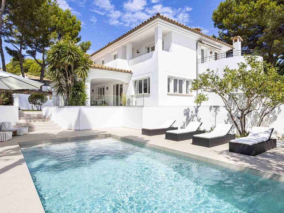 4 bedrooms Villa in Nova Santa Ponsa, Spain No. 281771