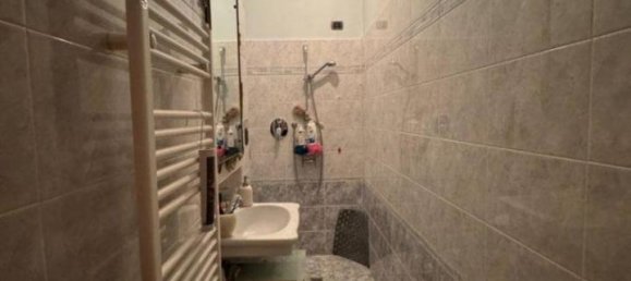 5 rooms House in Prato, Italy No. 137782 10