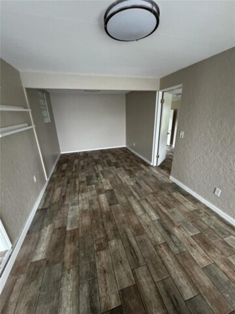 3 chambres Maison à Saint Petersburg, USA No. 384463