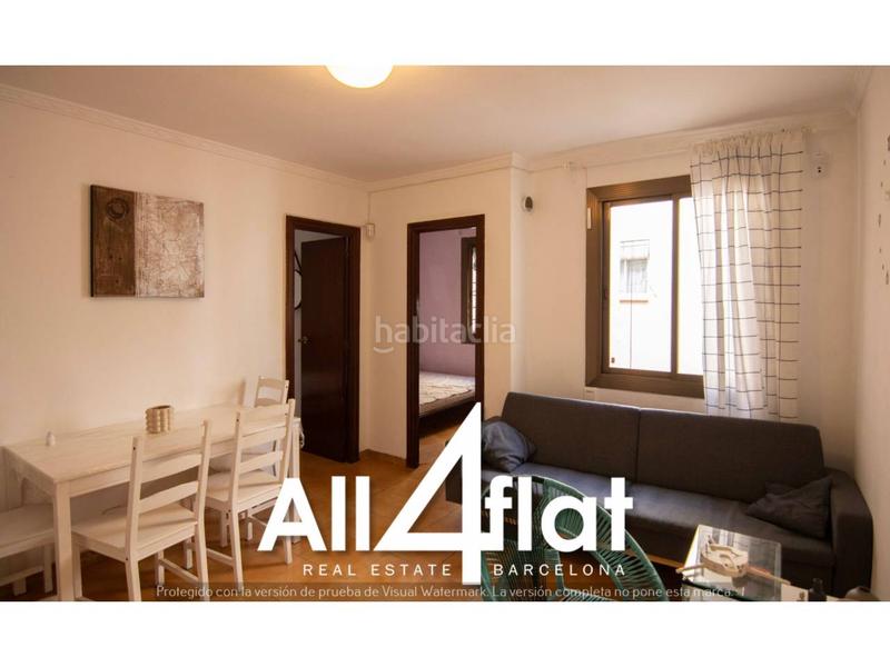 Apartamento de 3 dormitorios en L'Hospitalet de Llobregat, Spain No. 240464