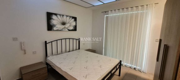 Квартира с 2 спальнями в Гзира, Мальта № 8347 4