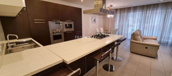 Квартира с 2 спальнями в Гзира, Мальта № 8347 3