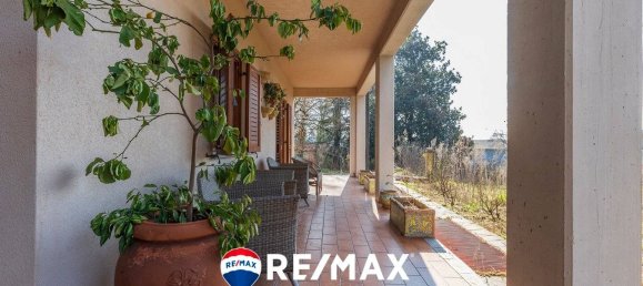 4 bedrooms Villa in Varese, Italy No. 236105 16