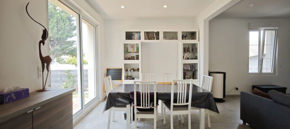 3 bedrooms House in Carrieres-sous-Poissy, France No. 327195 4