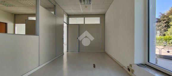 3 rooms Commercial property in Trento, Italy No. 293769 6