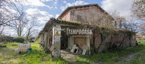 5 rooms House in Cesena, Italy No. 260564 3