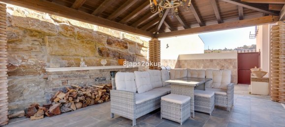 Apartamento T3 em L'Eixample, Spain N.º 79315 11