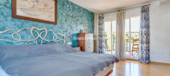 Apartamento T3 em L'Eixample, Spain N.º 79315 13