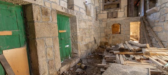 3 bedrooms House in Aldeia das Dez, Portugal No. 34393 10