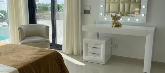 5 bedrooms House in San Miguel de Salinas, Spain No. 185969 13