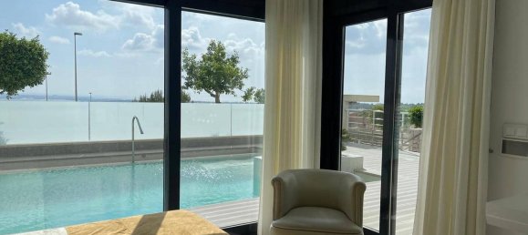 5 bedrooms House in San Miguel de Salinas, Spain No. 185969 14