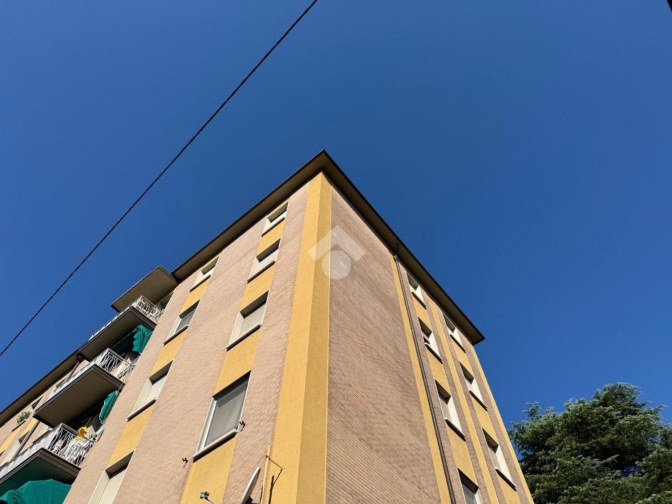 3 Schlafzimmer Wohnung in Bologna, Italy, Nr. 347701