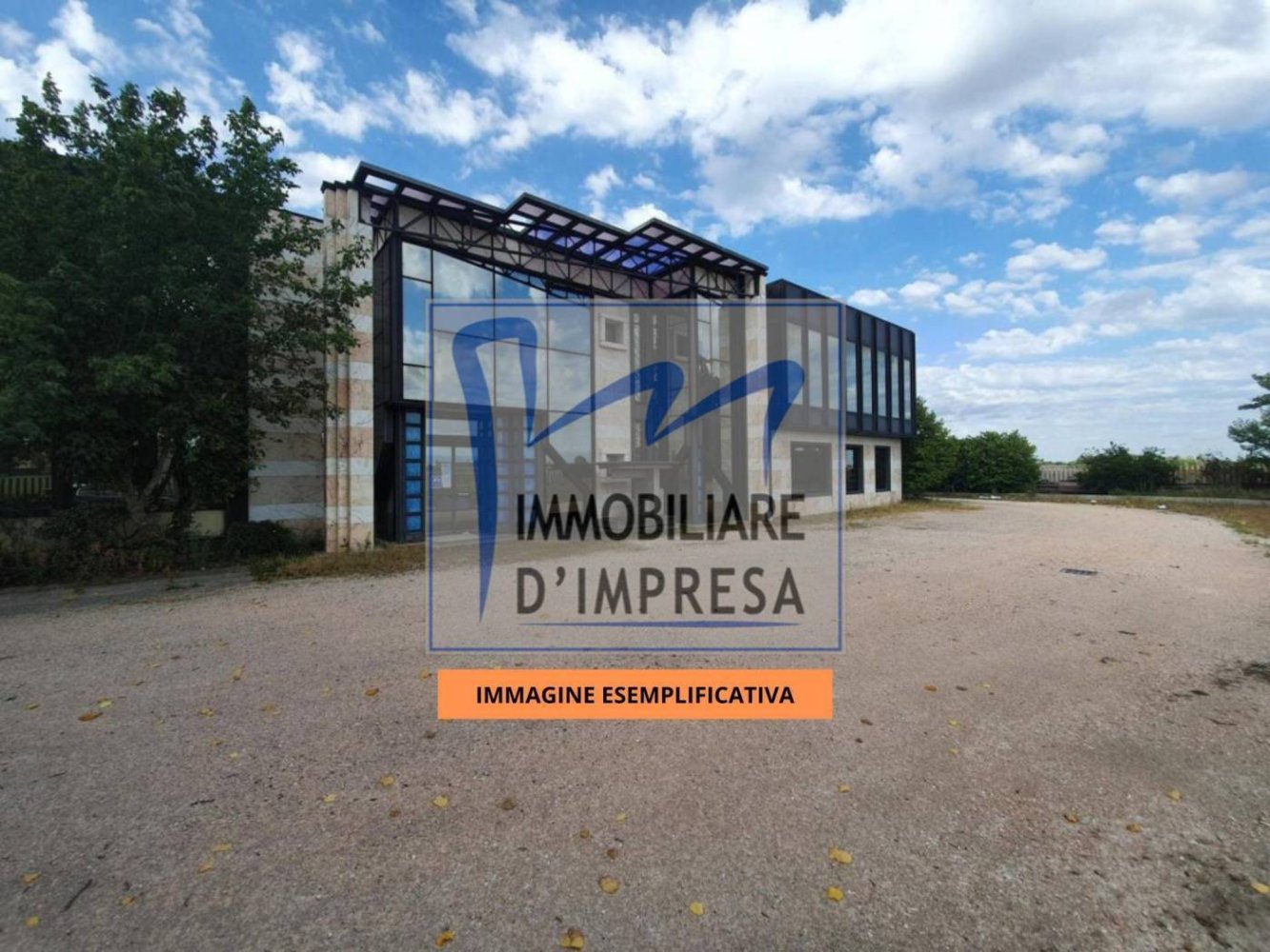 16000m² Land in Parma, Italy No. 365140
