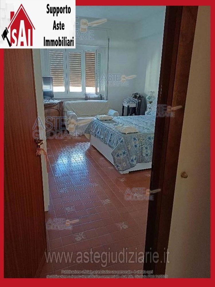 5 bedrooms Apartment in Aprilia, Italy No. 330950