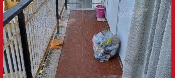 5 bedrooms Apartment in Aprilia, Italy No. 330950 15