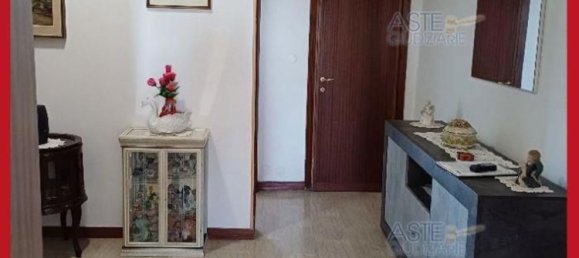 5 bedrooms Apartment in Aprilia, Italy No. 330950 11