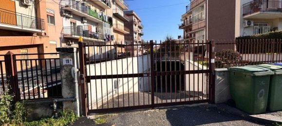 Квартира с 2 спальнями в Катания, Италия № 282811 3