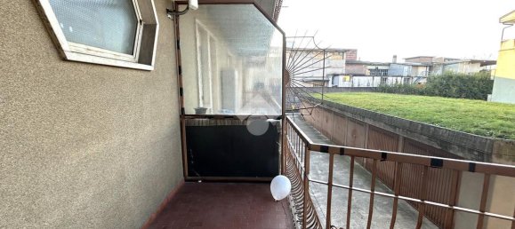 4 rooms Apartment in Villa d'Almè, Italy No. 5700 11