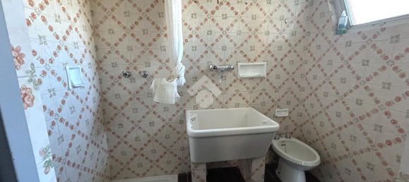 4 rooms Apartment in Villa d'Almè, Italy No. 5700 13