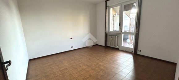 4 rooms Apartment in Villa d'Almè, Italy No. 5700 7