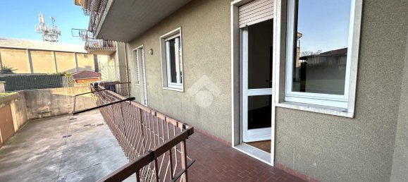 4 rooms Apartment in Villa d'Almè, Italy No. 5700 16