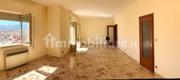 2 bedrooms Apartment in Palermo, Italy No. 359123 11