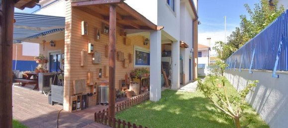 3 bedrooms House in Vialonga, Portugal No. 129395 6