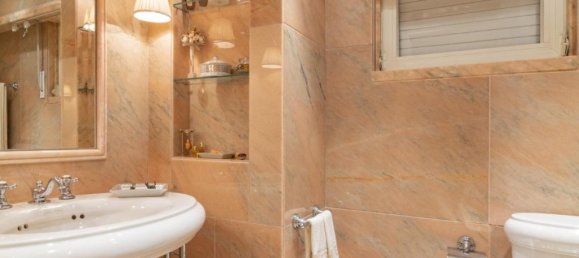 4 bedrooms Apartment in Lisbon, Portugal No. 145220 13