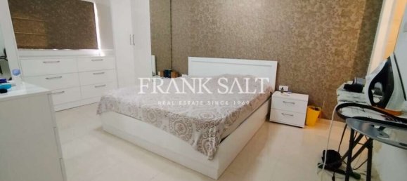 Maisonette de 3 dormitorios en Swieqi, Malta No. 2868 11