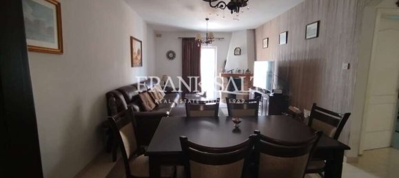 Maisonette de 3 dormitorios en Swieqi, Malta No. 2868 5