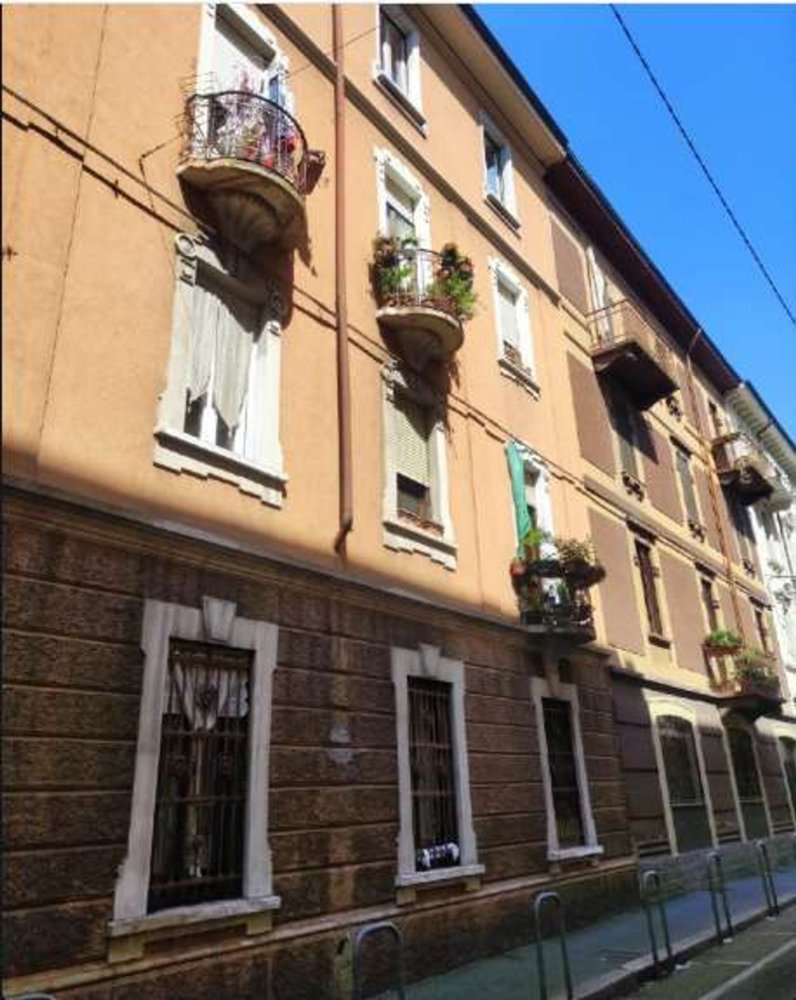 5 rooms Apartment in Sesto San Giovanni, Italy No. 4626