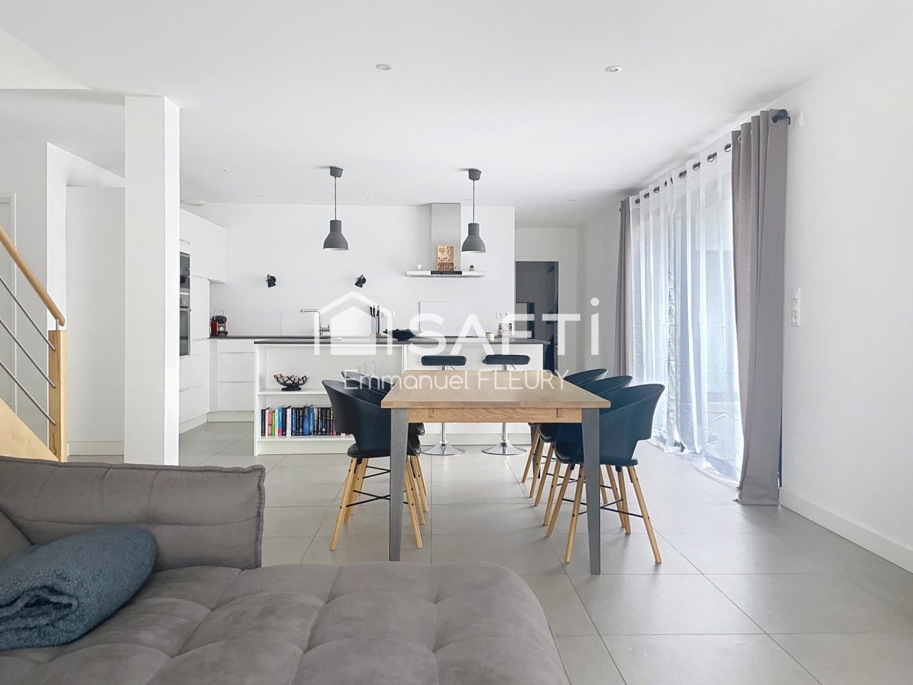 Дом с 5 спальнями в Нант, Франция № 96161