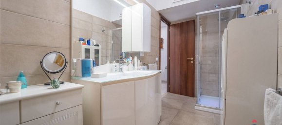 Apartamento de 2 dormitorios en Rome, Italy No. 333635 20