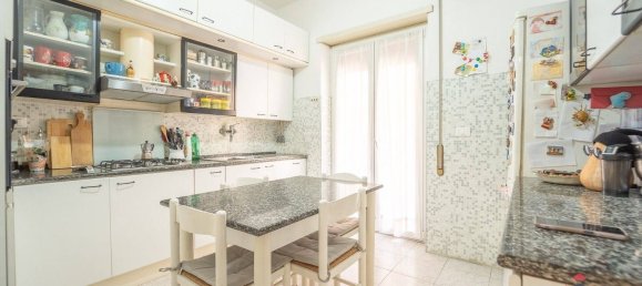 Apartamento de 2 dormitorios en Rome, Italy No. 333635 13