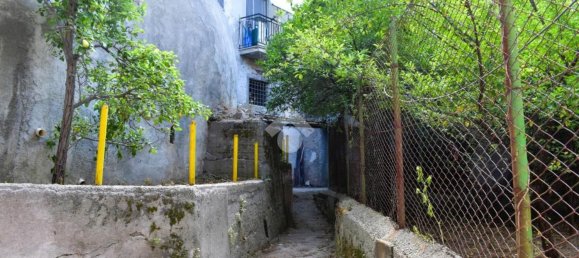 5 bedrooms Apartment in Paola, Italy No. 321928 23