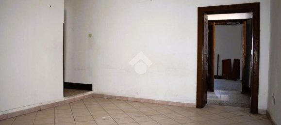 5 bedrooms Apartment in Paola, Italy No. 321928 5