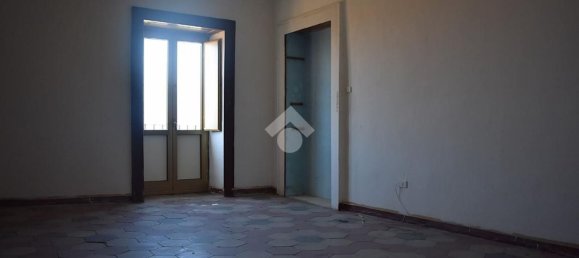 5 bedrooms Apartment in Paola, Italy No. 321928 10