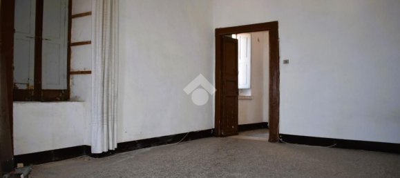 5 bedrooms Apartment in Paola, Italy No. 321928 18