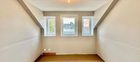 6 bedrooms House in Chartres, France No. 304139 12