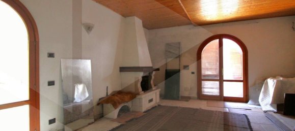 Apartamento de 3 divisões em Pontedera, Italy N.º 27948 2