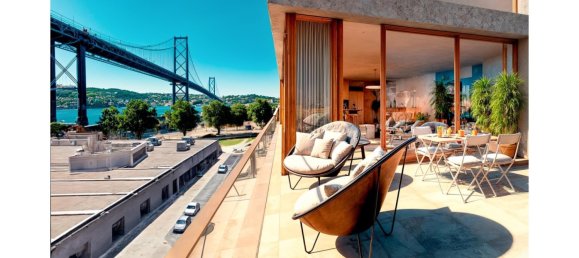 3 bedrooms Apartment in Lisbon, Portugal No. 125495 3